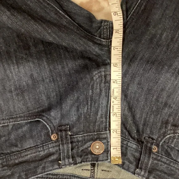 Tommy Hilfiger Cropped/Capri Jeans, Size 2 - Picture 6 of 10